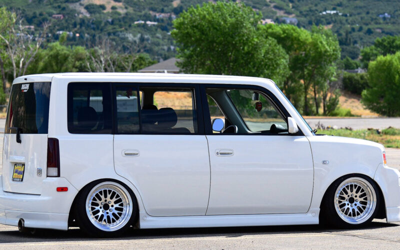 Here's How You Can Build a Slammed Scion xB