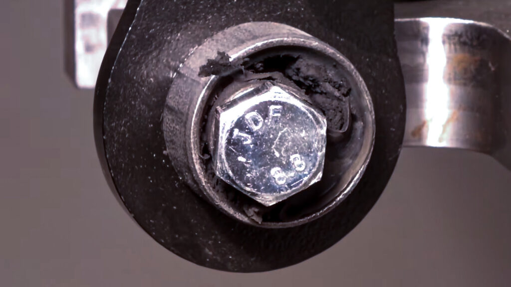 Worn out bushing