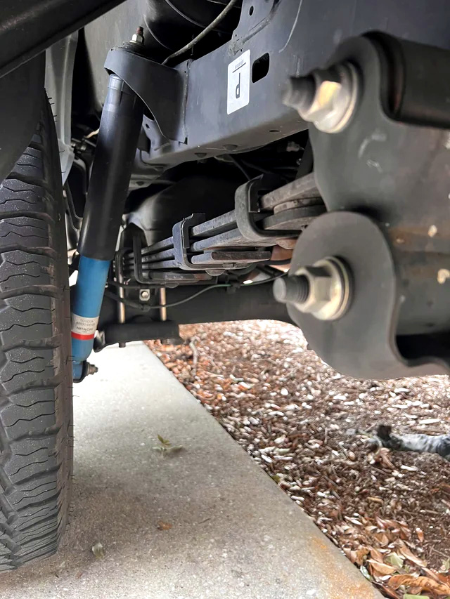 Aftermarket leaf spring kit Tacoma