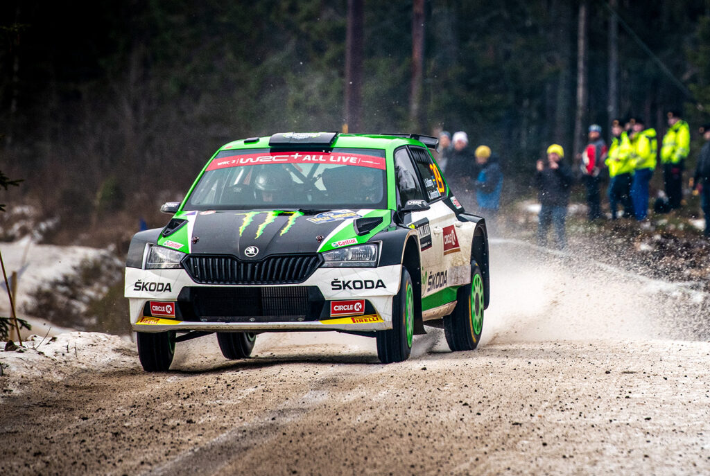 Skoda rally car running staggered wheels