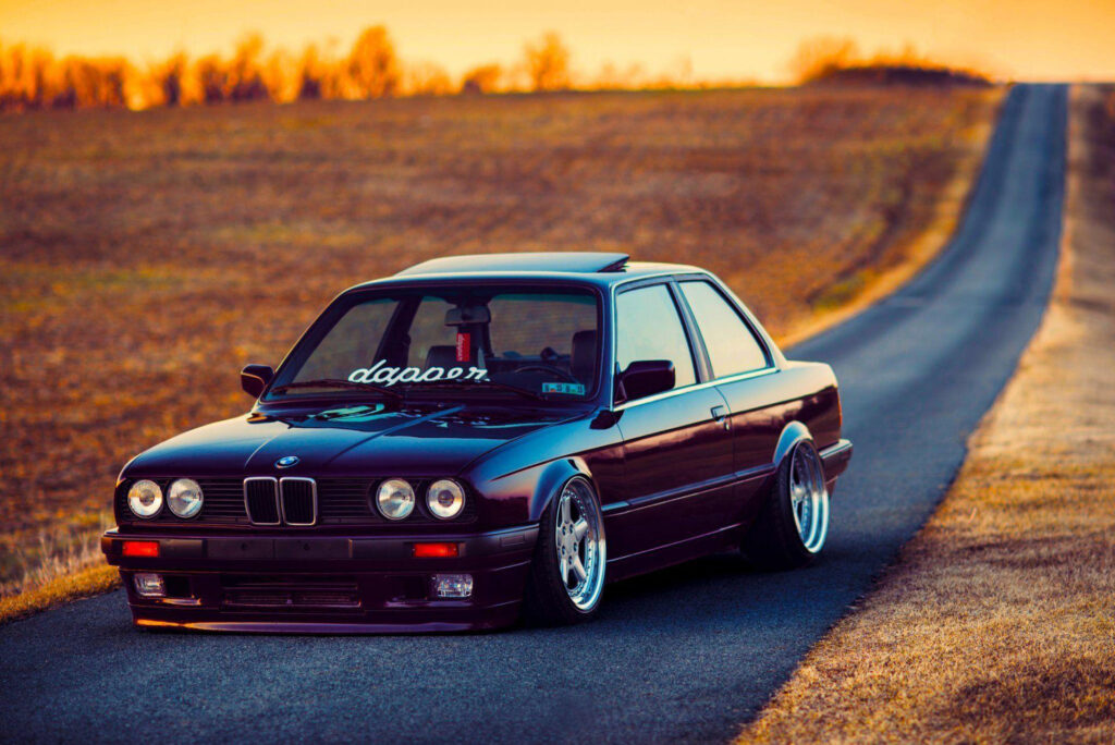 Stanced E30